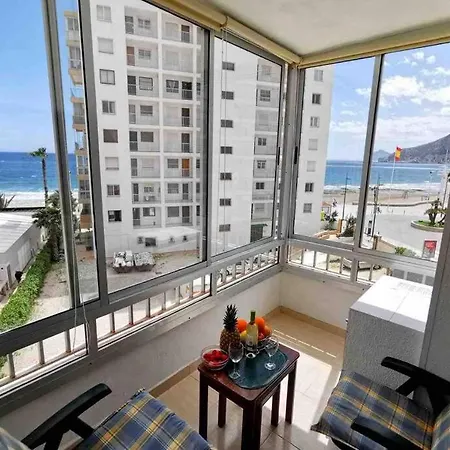 Apartment Comfy Sea View With Parking